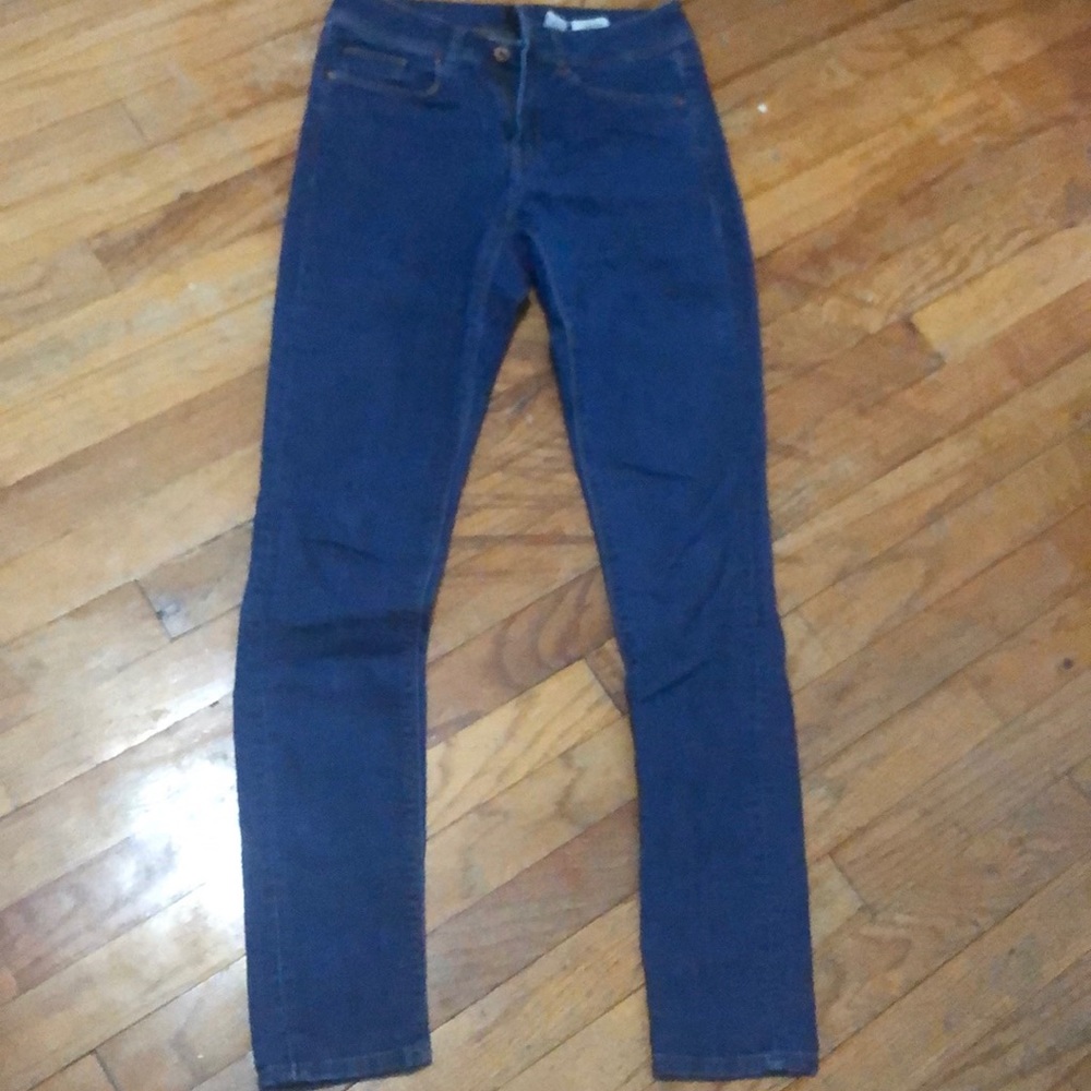 SKINNY JEAN